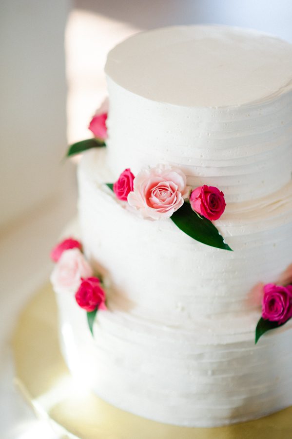 1-white-wedding-cake-pink-flowers