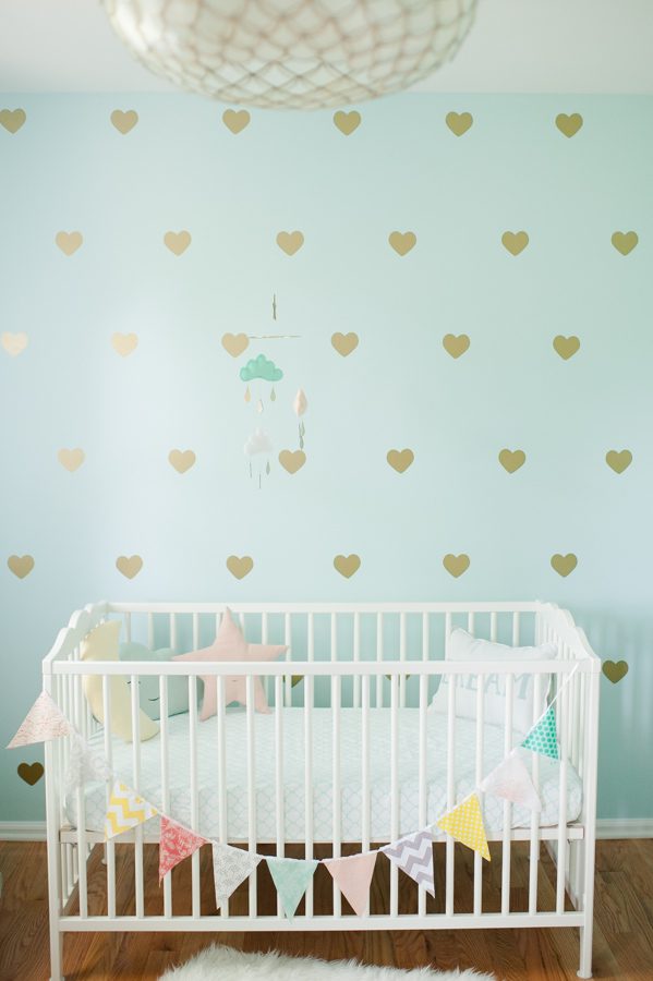 6-Newborn-girl-gold-heart-nursery